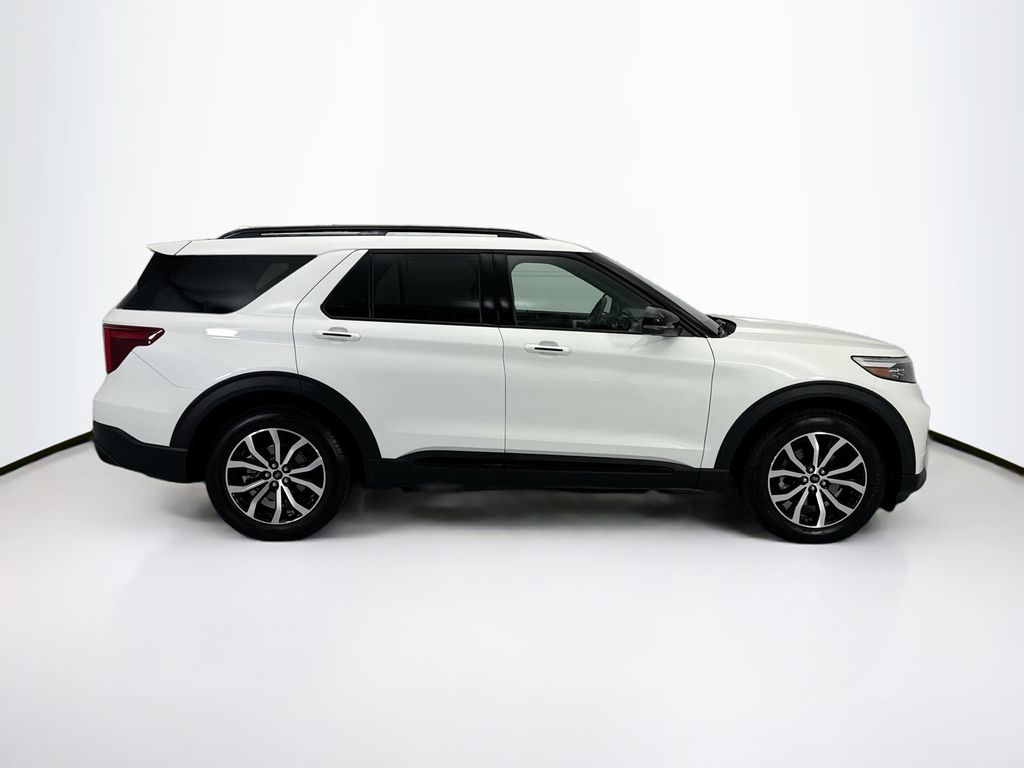 Thumbnail: 2020 Ford Explorer - 4