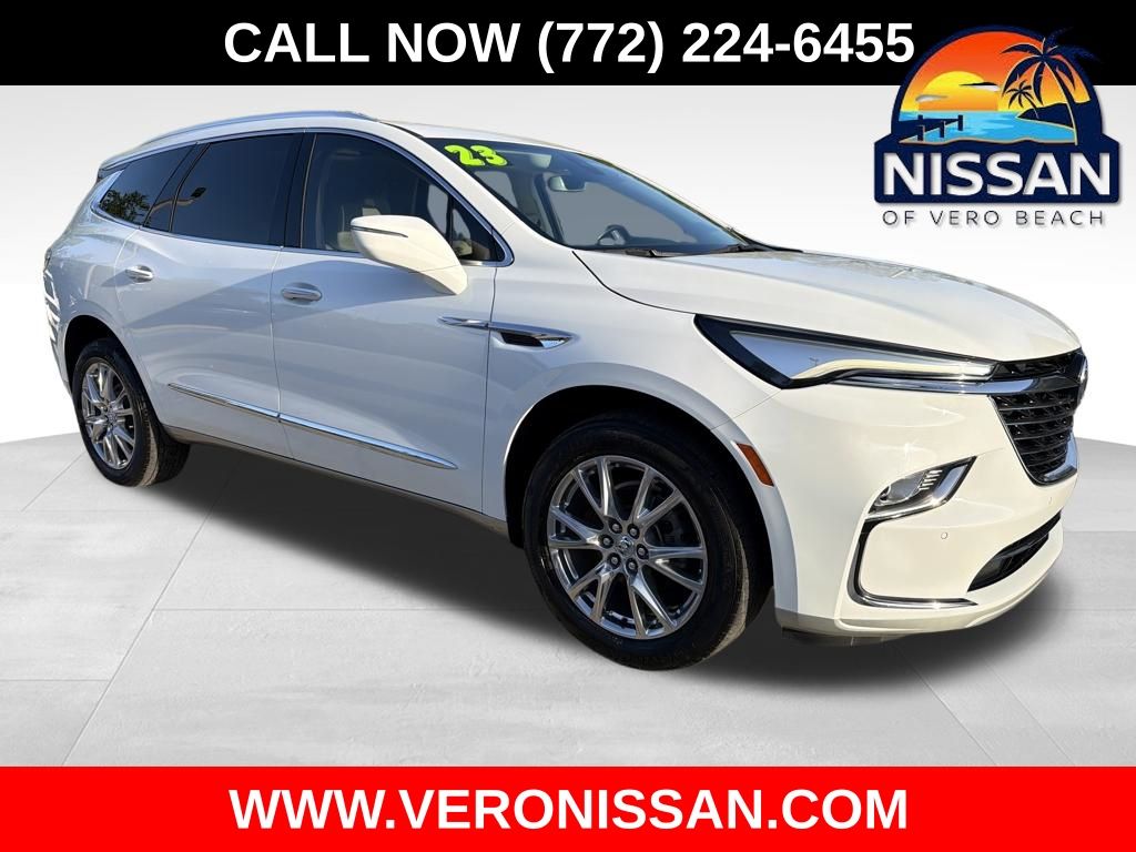 2023 Buick Enclave Essence FWD