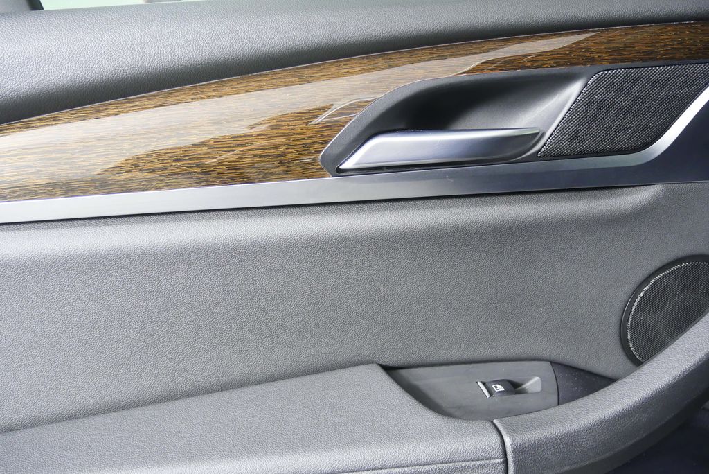 Thumbnail: 2019 BMW X3 - 13