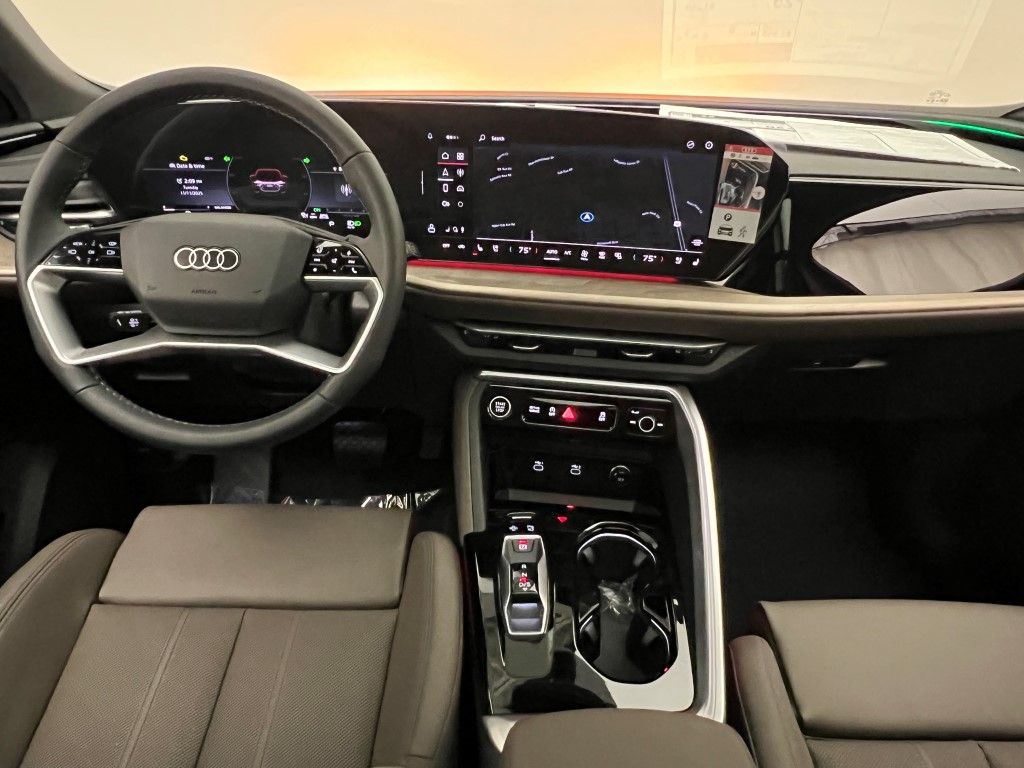 Thumbnail: 2025 Audi Q5 - 17