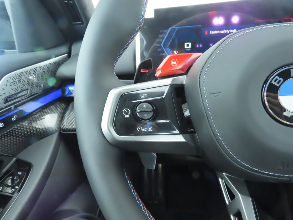 Thumbnail: 2026 BMW M5 - 11