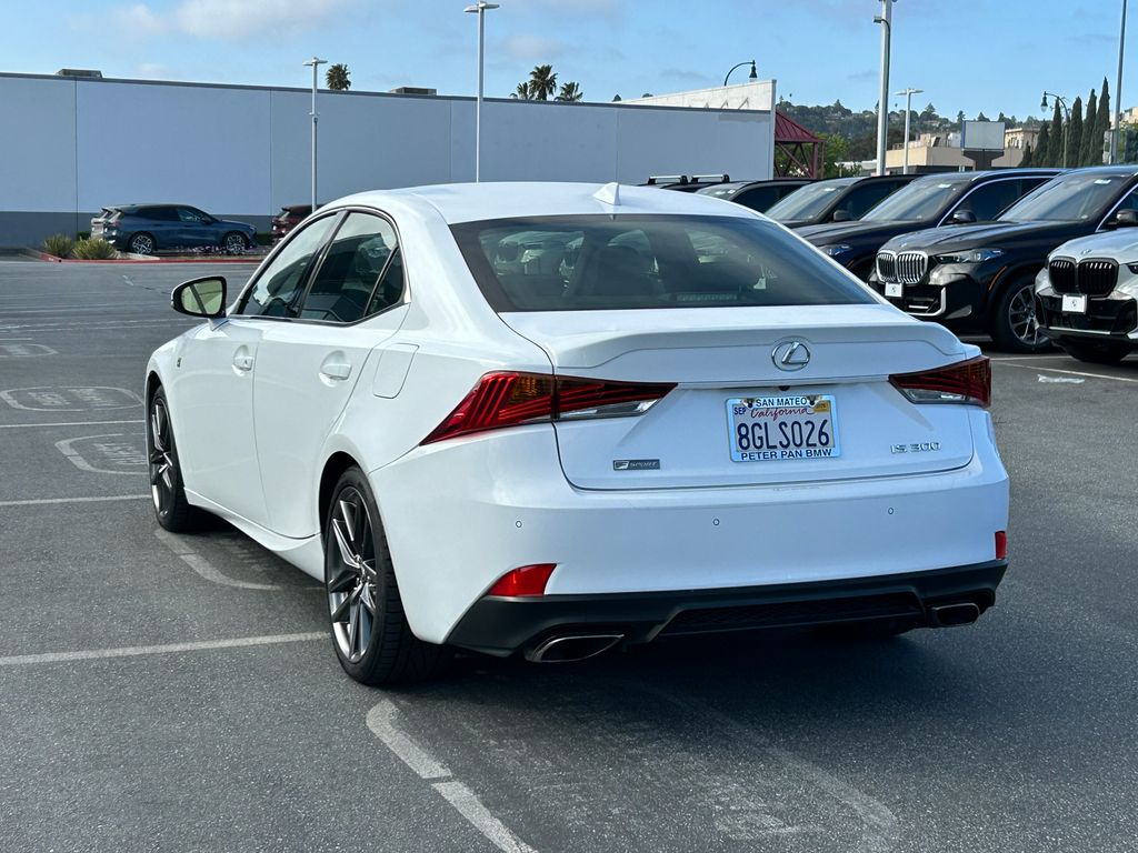 2018 Lexus IS 300 3
