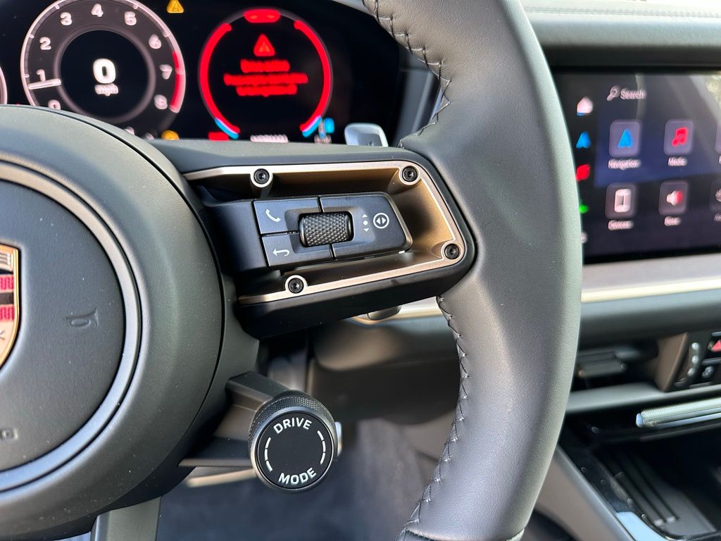 Thumbnail: 2026 Porsche Cayenne - 20