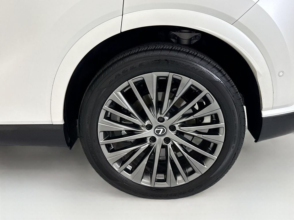 Thumbnail: 2025 Lexus RX - 29
