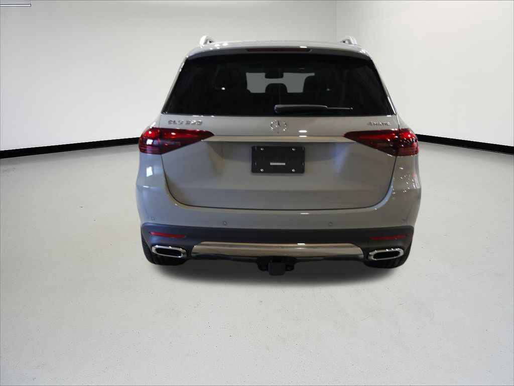 Thumbnail: 2026 Mercedes-Benz GLE - 4