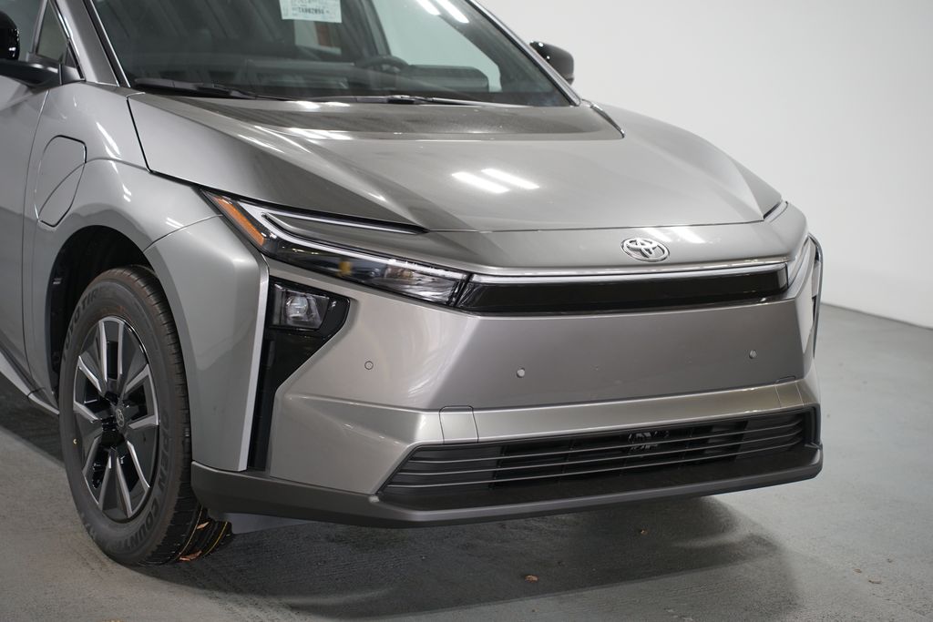 Thumbnail: 2026 Toyota bZ - 4