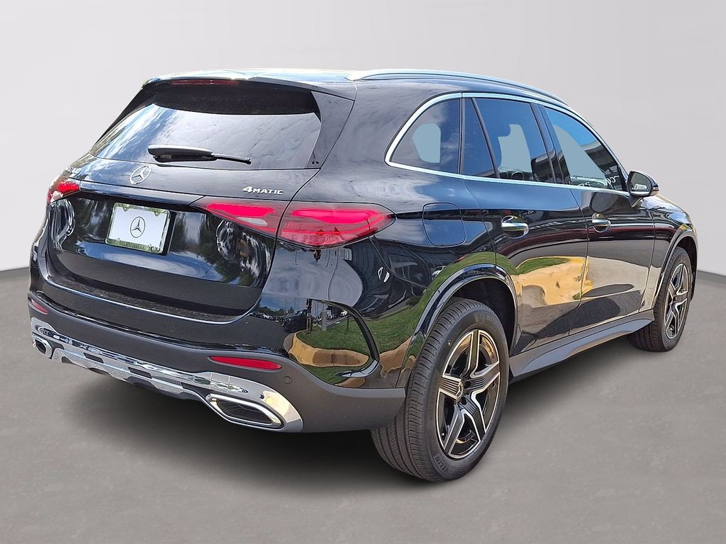 Thumbnail: 2026 Mercedes-Benz GLC - 3