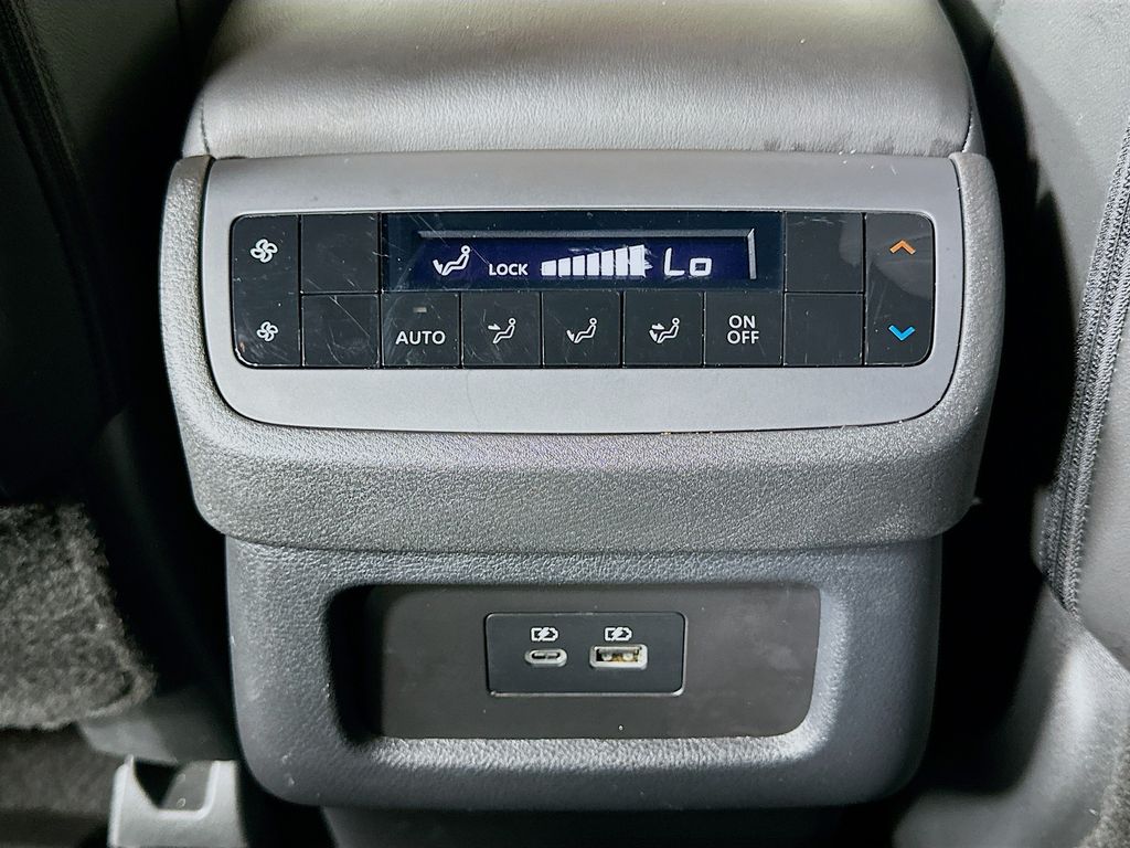 Thumbnail: 2024 Nissan Pathfinder - 24
