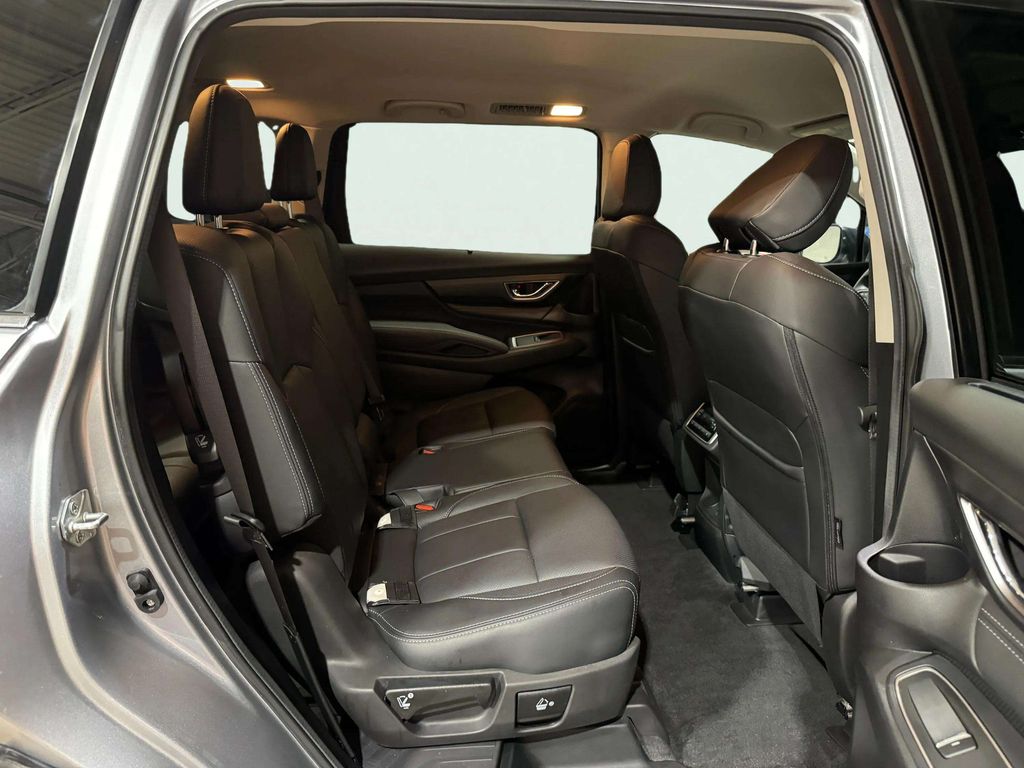 Used 2024 Ice Silver Metallic Subaru Limited image 26