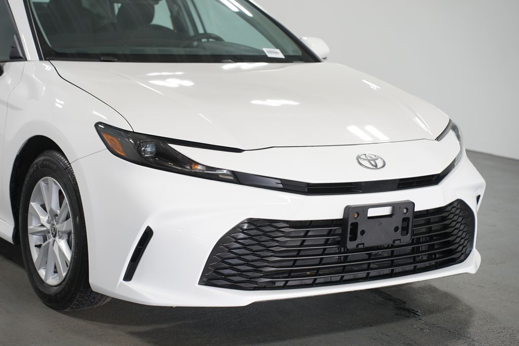 Thumbnail: 2025 Toyota Camry - 4