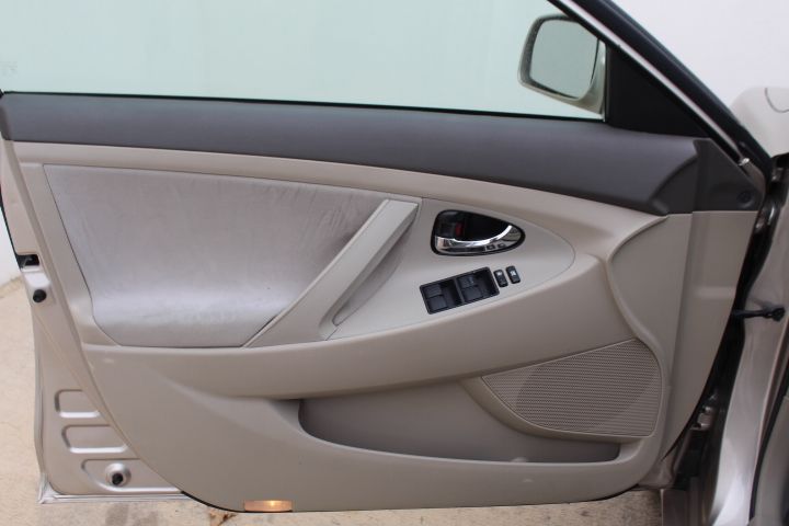 Used Car 2007 Toyota Camry  Base Ce For Sale Under $10,000 In Georgetown, Texas