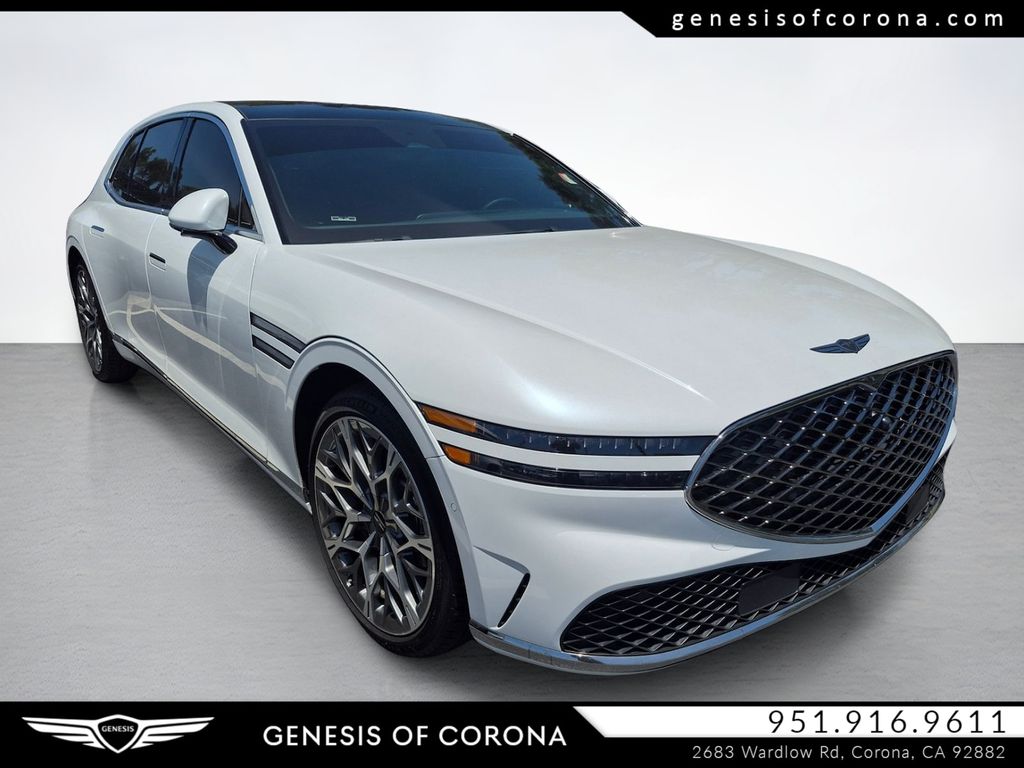 White 2025 Genesis G90 3.5T e-Supercharger AWD Sedan All-Wheel Drive 8-Speed Automatic