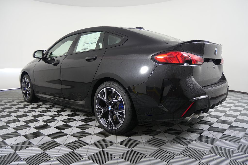 2025 BMW 2 Series M235i xDrive 5