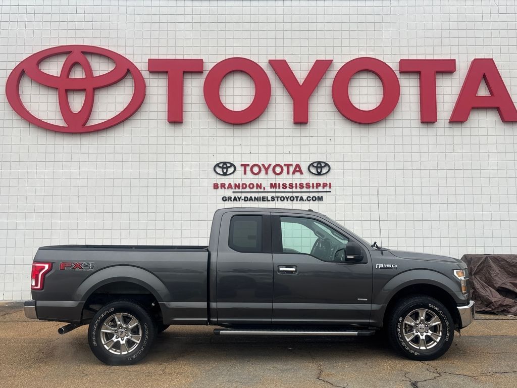 2016 Ford F-150 XLT's photo