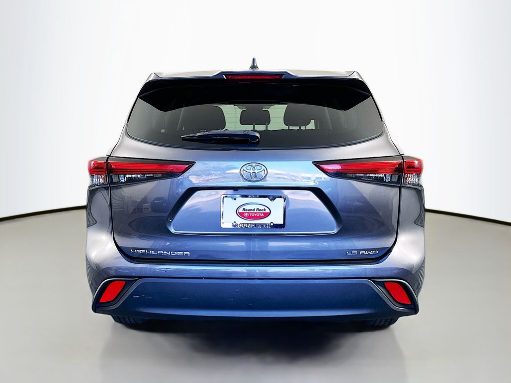 Thumbnail: 2023 Toyota Highlander - 6