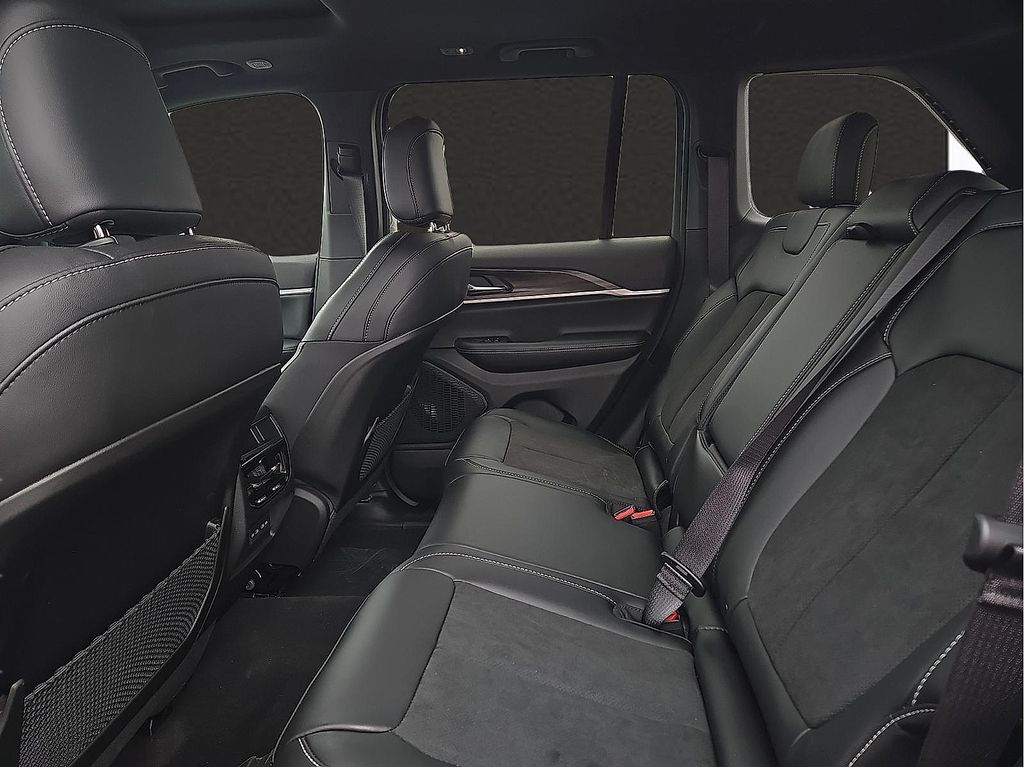 New 2026 Jeep Grand Cherokee Altitude For Sale in Farmington, AR