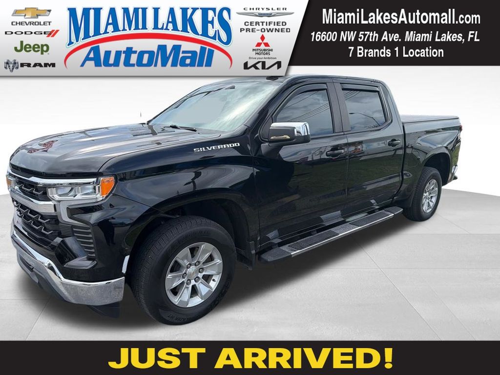 2023 Chevrolet Silverado 1500 LT Crew Cab Short Box's photo