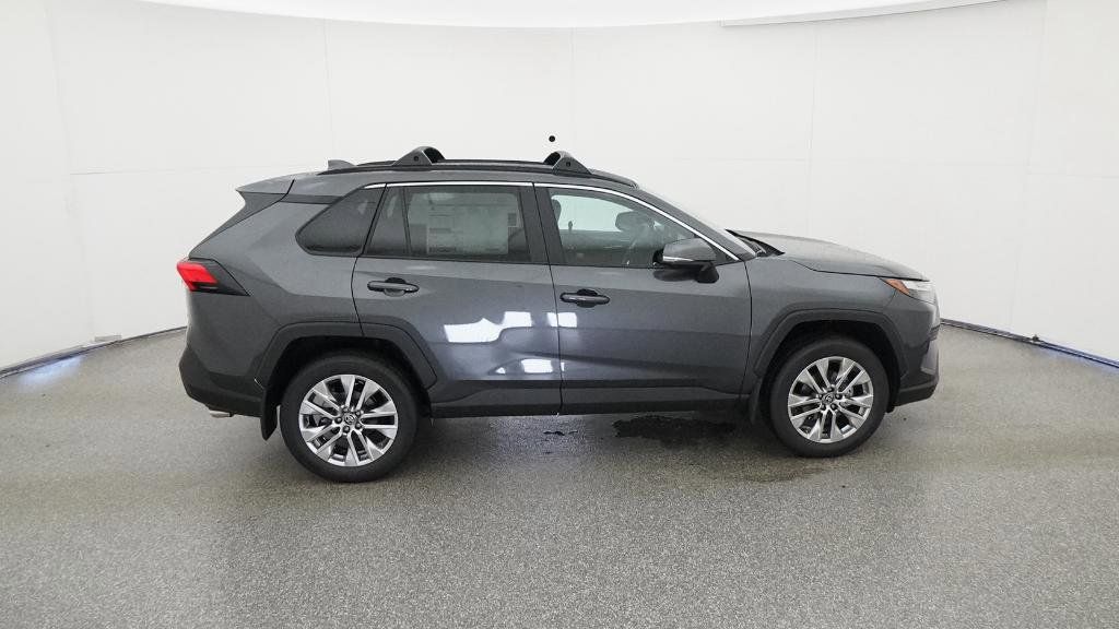 Thumbnail: 2025 Toyota RAV4 - 25