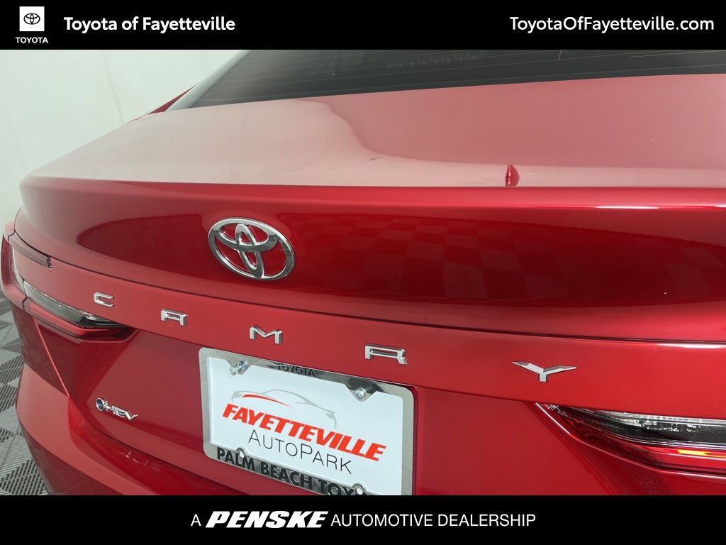 Thumbnail: 2025 Toyota Camry - 18