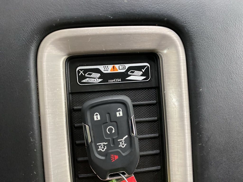 2018 GMC Yukon Denali photo