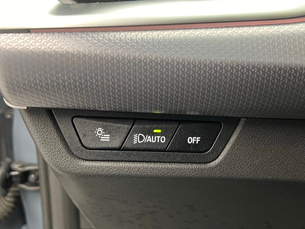 Thumbnail: 2025 BMW X1 - 18