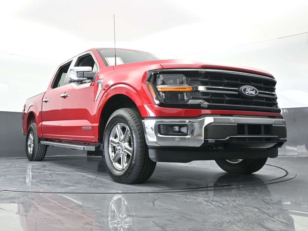 Used 2024 Red Metallic Ford XLT image 79