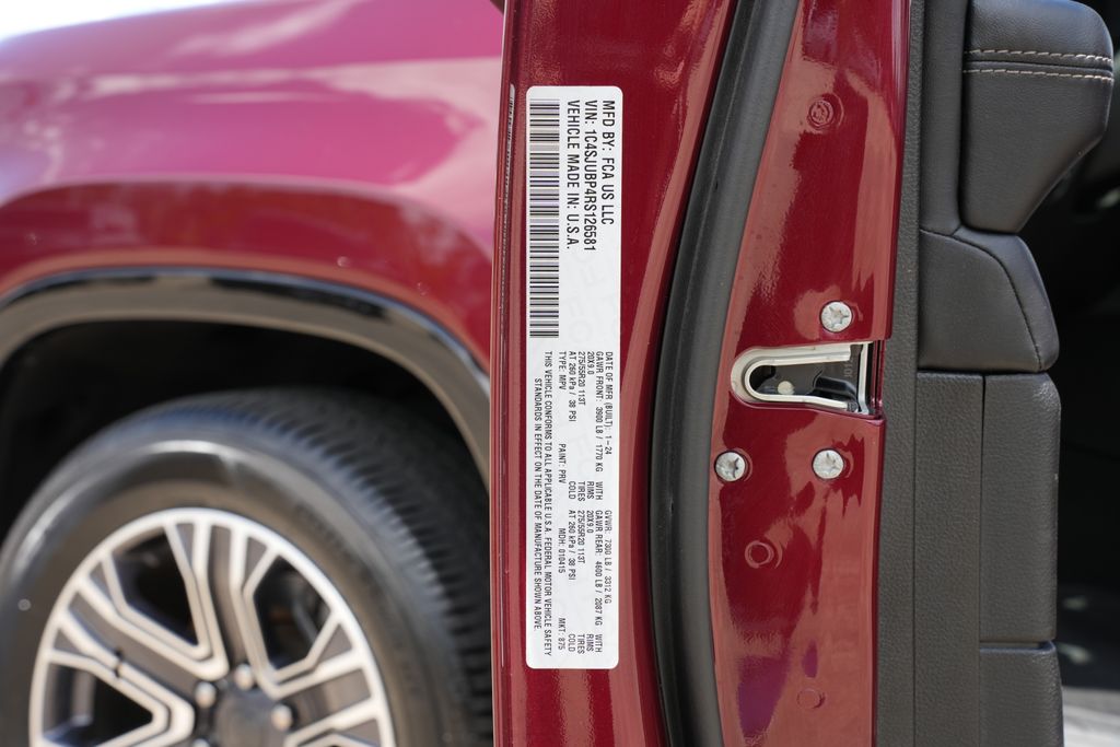 2024 Jeep Wagoneer Series II Red at River Oaks CDJR