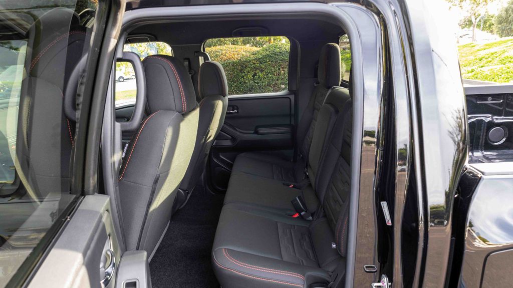 Used 2025 Nissan Frontier PRO-4X 4D Crew Cab