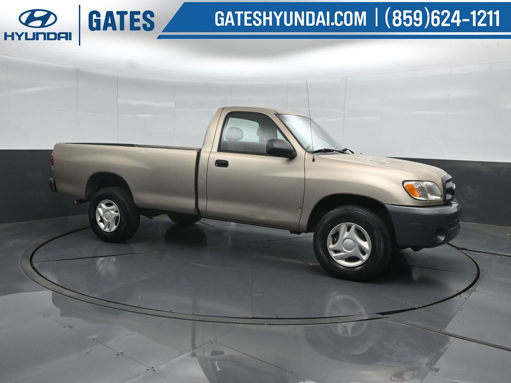 2004 Toyota Tundra STD 2 Door LB RWD