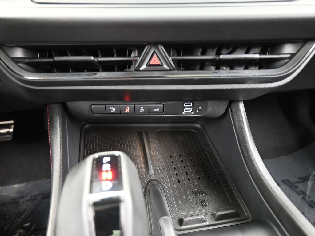 Used 2024 Diamond Black Crystal Pearlcoat Dodge R/T Scat Pack image 33