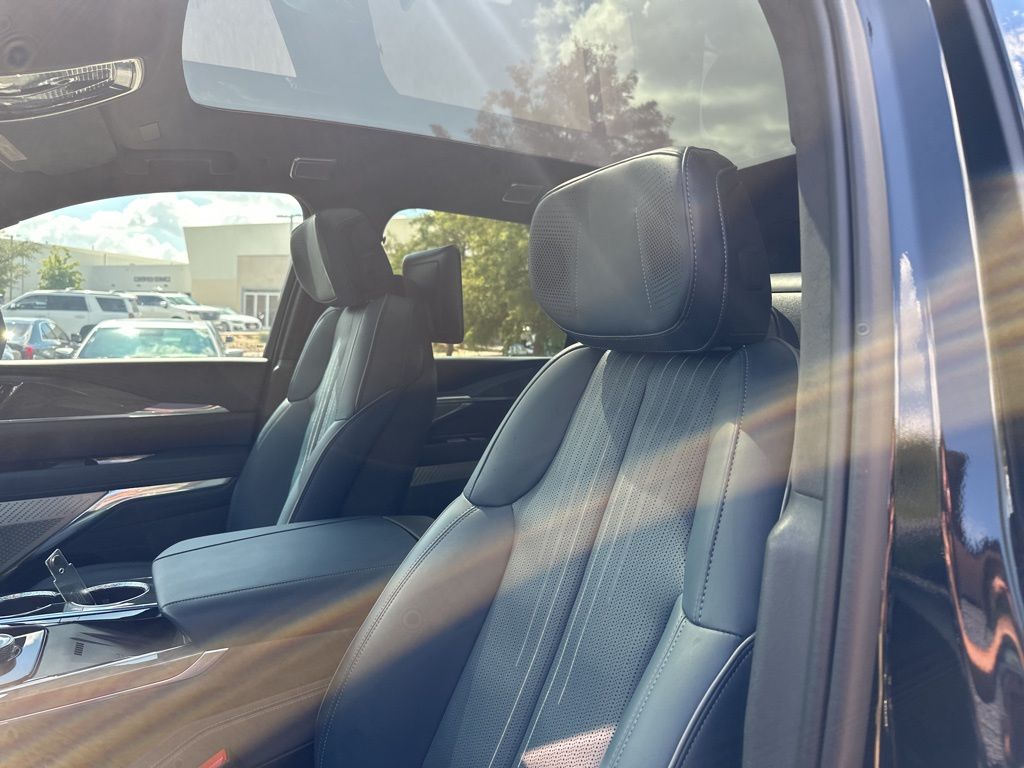 Used Car 2025 Cadillac Escalade Iq  Sport 2 For Sale Under $140,000 In Austin, Texas