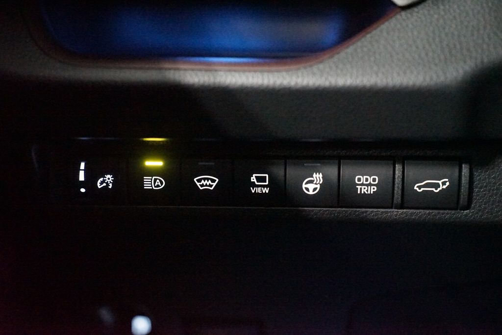 Thumbnail: 2024 Toyota RAV4 - 25