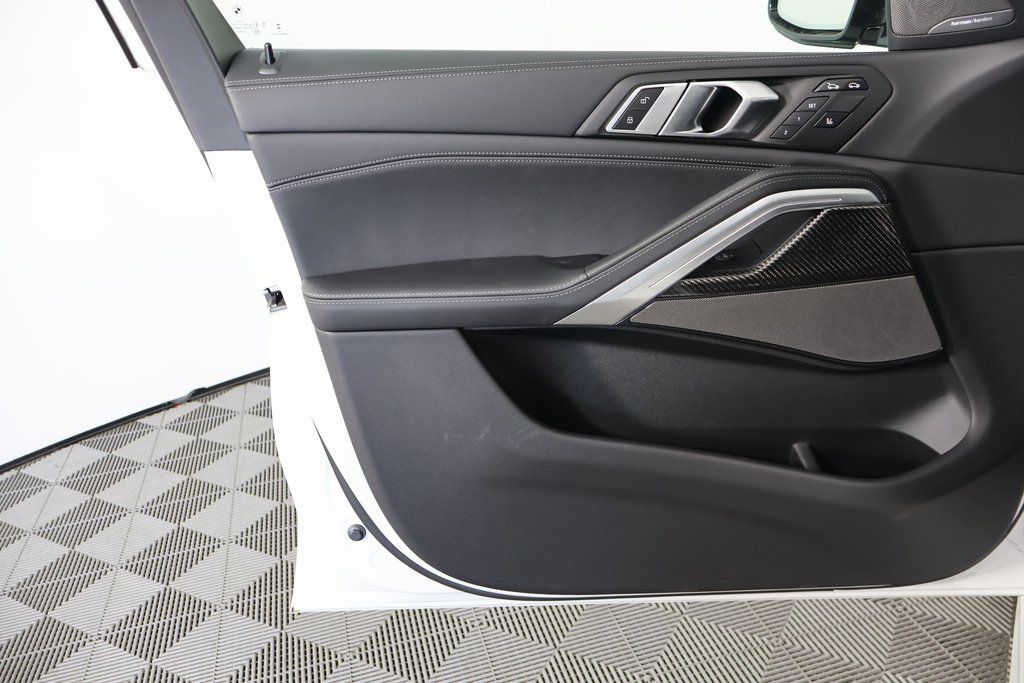 Thumbnail: 2026 BMW X6 - 7