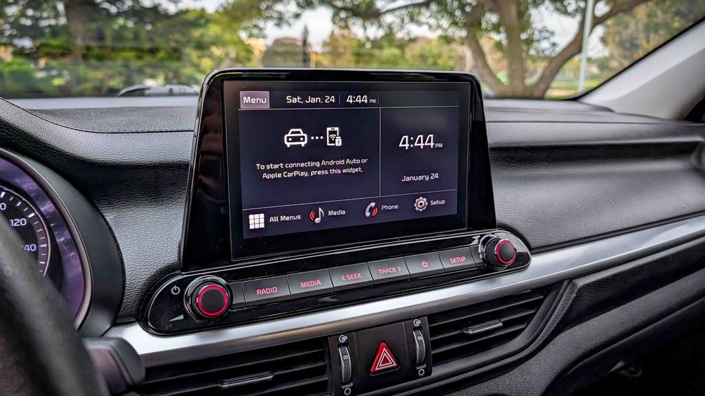 Used 2024 Kia Forte LXS 4D Sedan