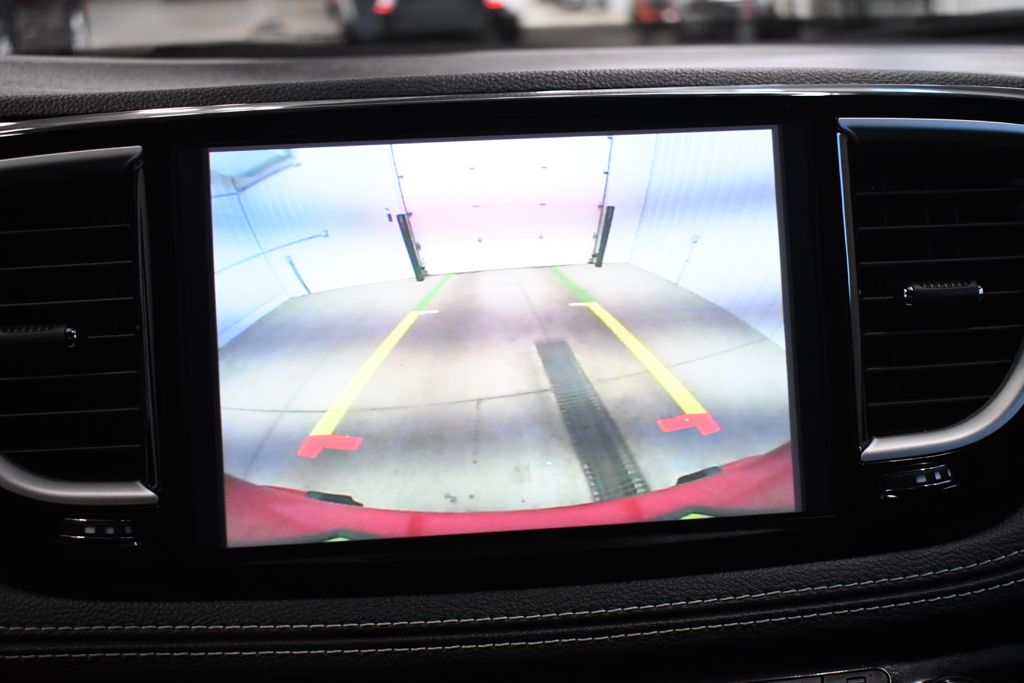 Used 2026 Red Chrysler Select image 38