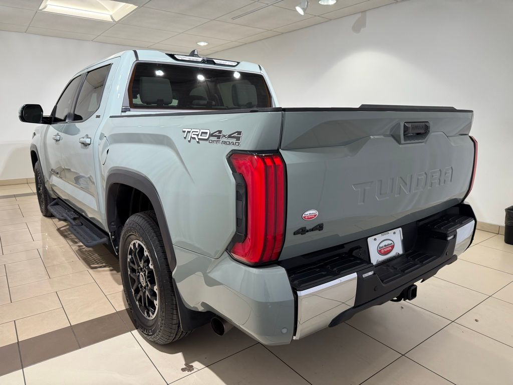 Thumbnail: 2024 Toyota Tundra - 3