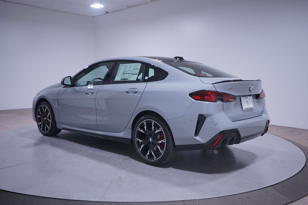 2025 BMW 2 Series  3