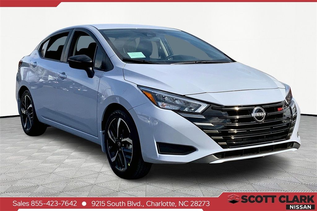 2025 Nissan Versa 1.6 SR