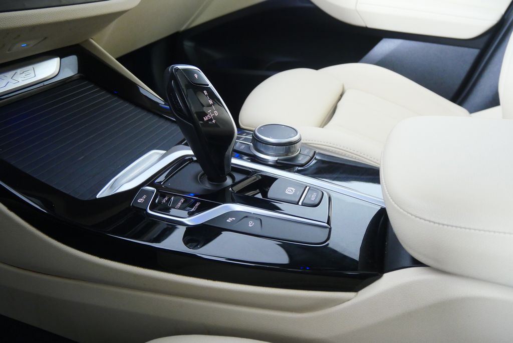 Thumbnail: 2021 BMW X3 - 27