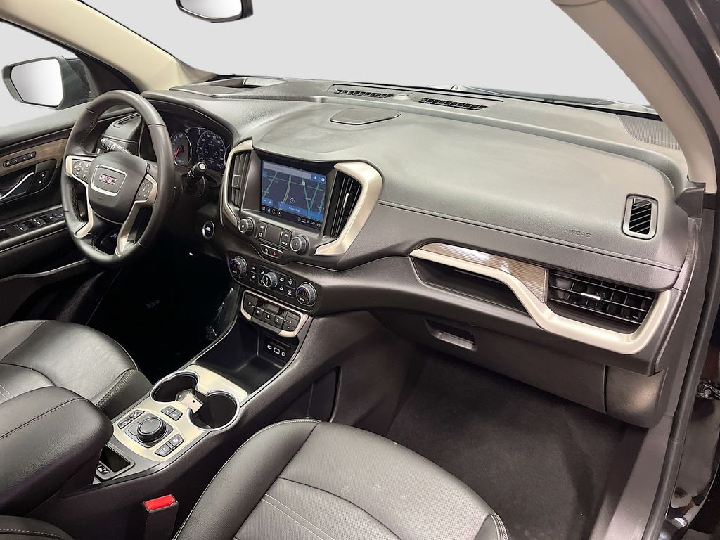 Used 2024 Ebony Twilight Metallic GMC Denali image 31