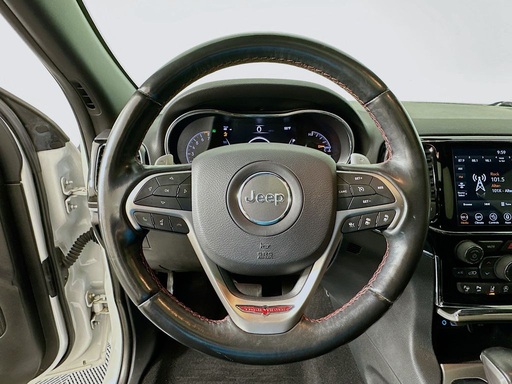 2020 Jeep Grand Cherokee Trailhawk 11