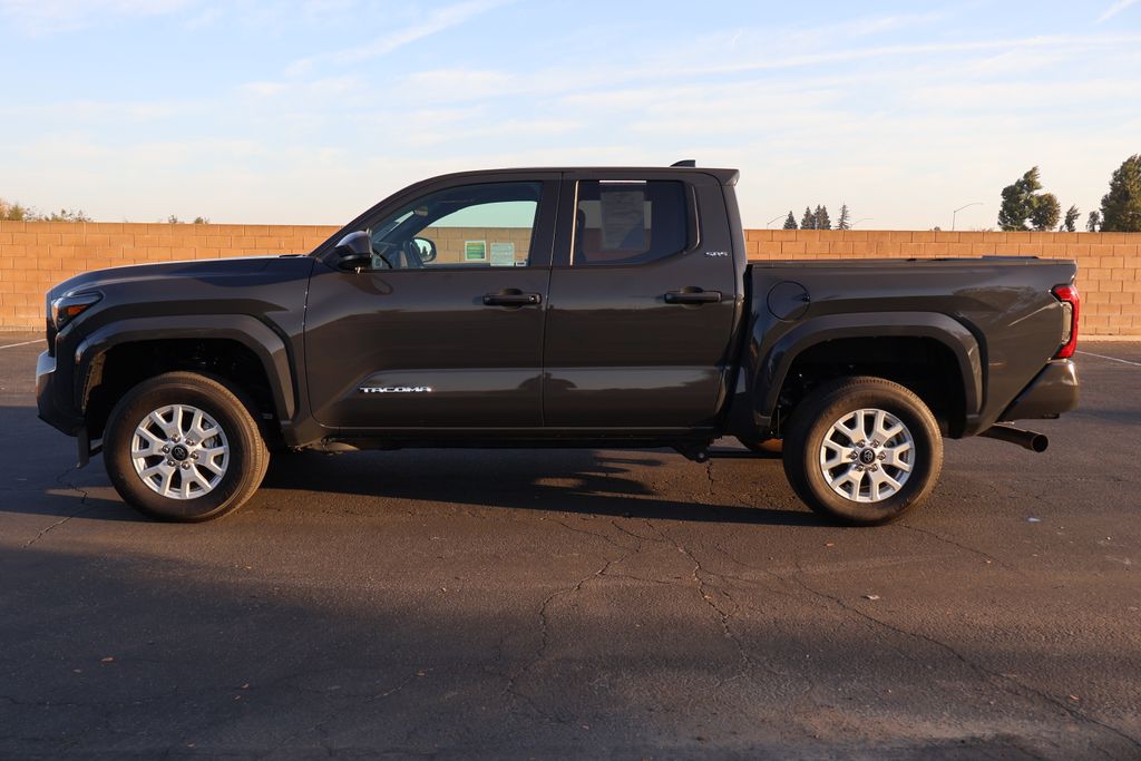 2024 Toyota Tacoma SR5 8