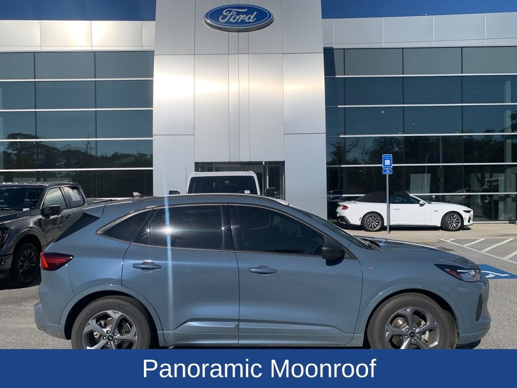 2023 Ford Escape ST-Line