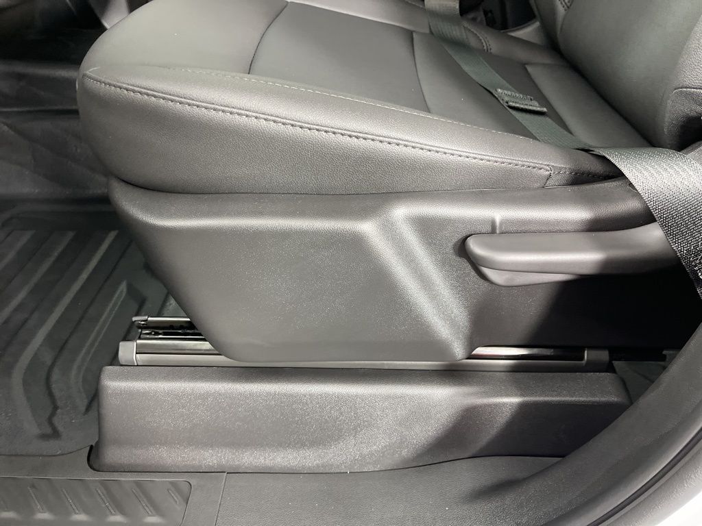 Thumbnail: 2026 Chevrolet Silverado 2500 - 24