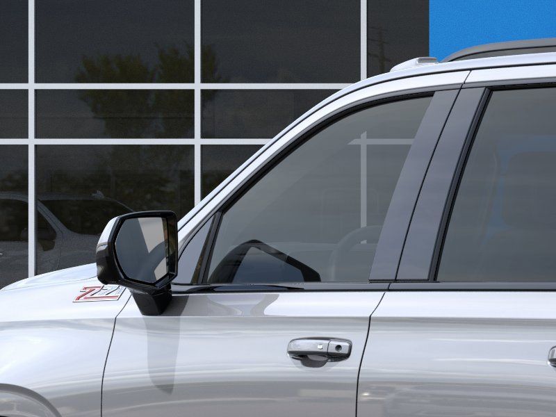 2026 Chevrolet Suburban — photo 12
