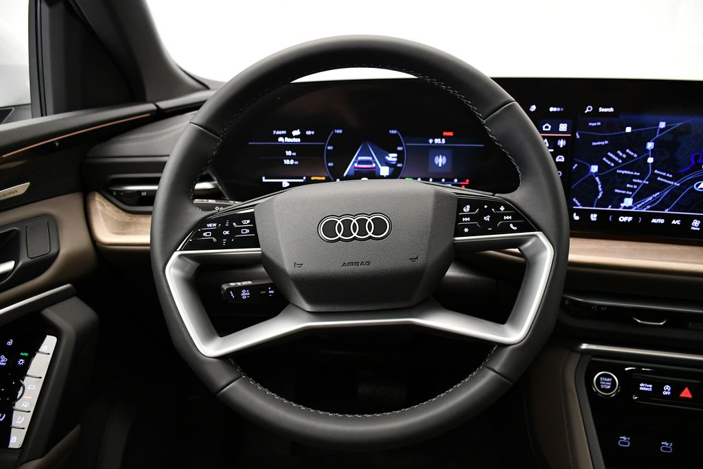 Thumbnail: 2025 Audi Q5 - 21