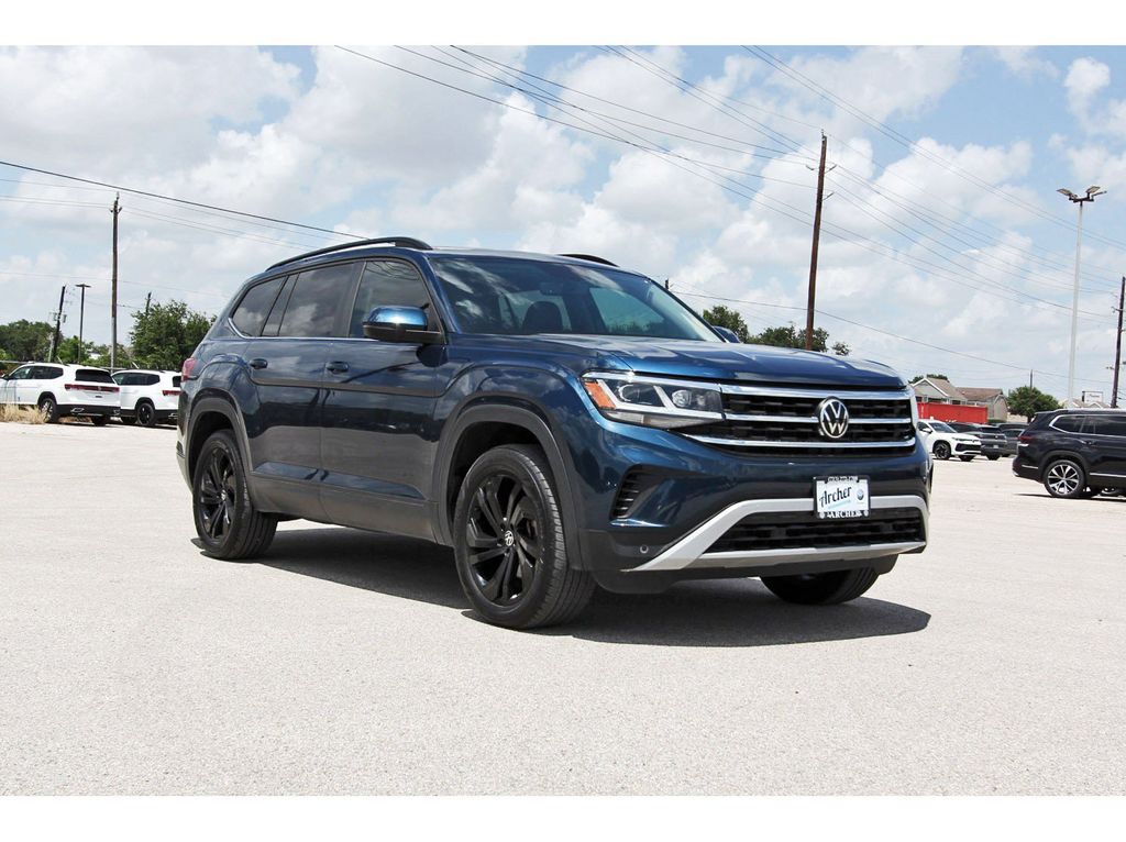 Tourmaline Blue Metallic 2022 Volkswagen Atlas SUV / Crossover Front-Wheel Drive 8-Speed Automatic