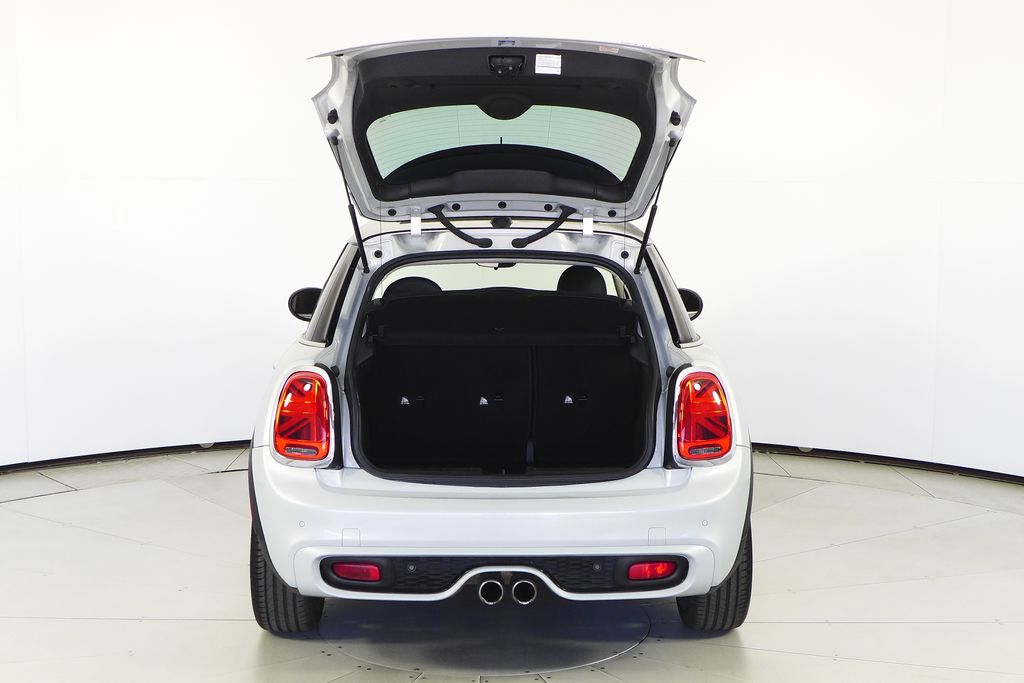 Thumbnail: 2019 MINI Cooper - 10