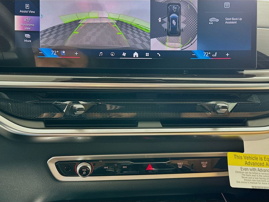 Thumbnail: 2026 BMW X5 - 14