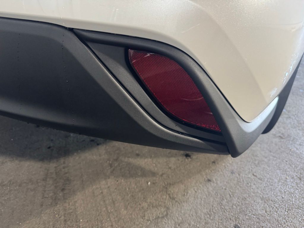 Thumbnail: 2025 Toyota Highlander - 20